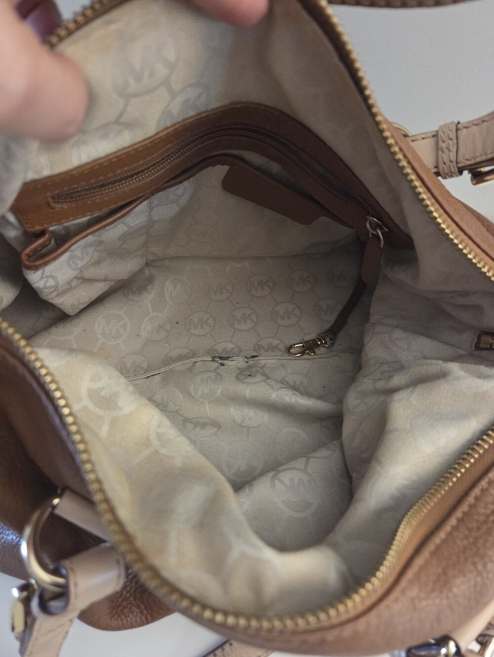 Michael Kors Grayson Satchel - Picture 10 of 13